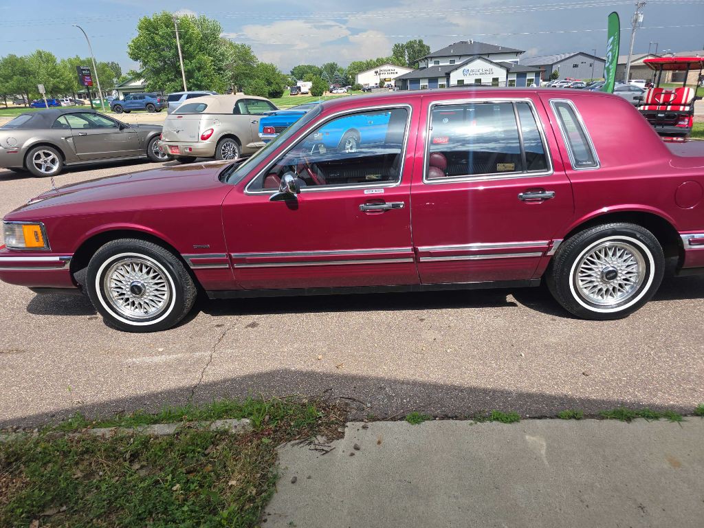 1993 Lincoln Town Car Image 19