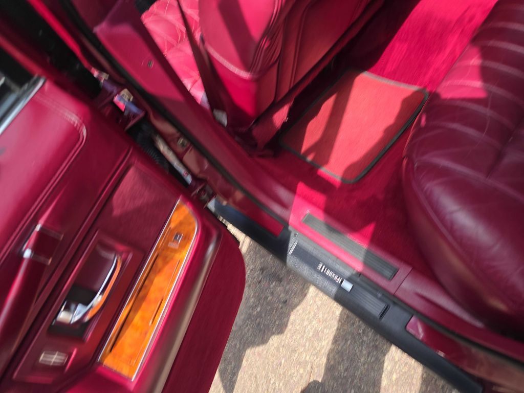 1993 Lincoln Town Car Image 44