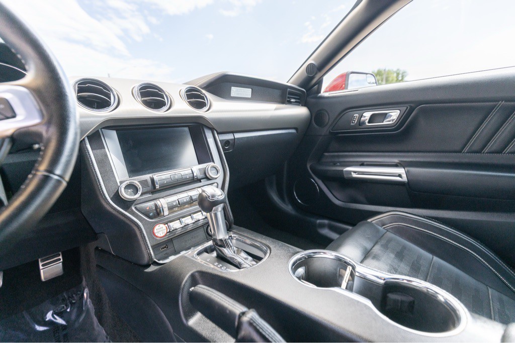 2015 Ford Mustang Image 65