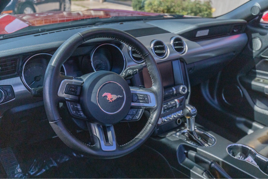 2015 Ford Mustang Image 88