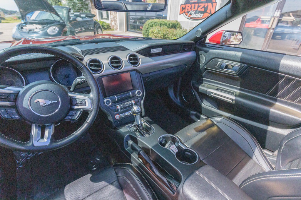 2015 Ford Mustang Image 90