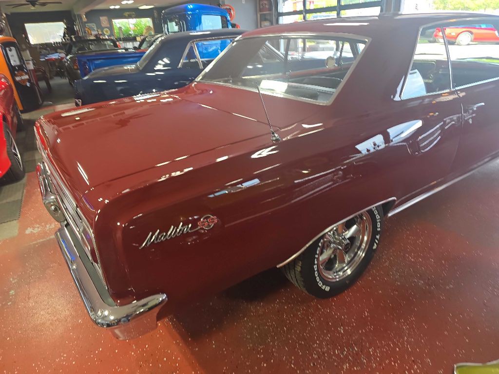 1965 Chevrolet Chevelle Image 10