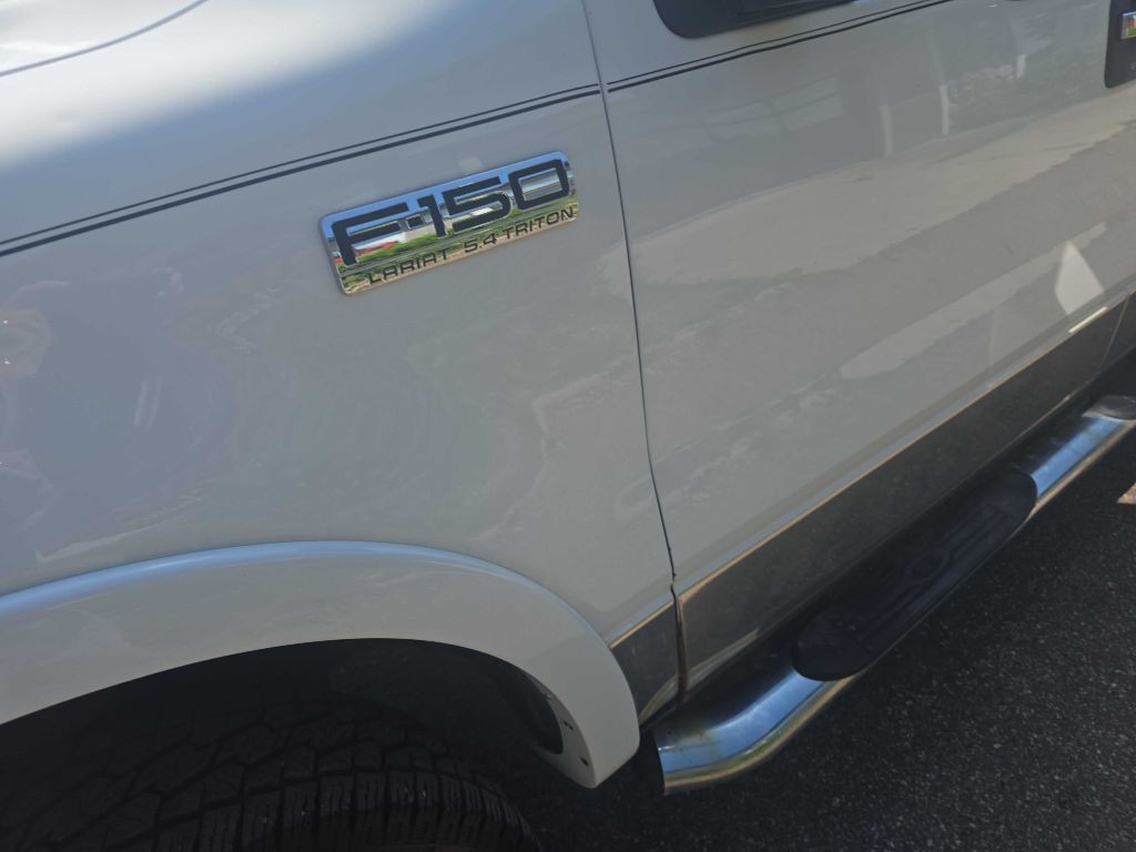 2004 Ford F-150 Image 22