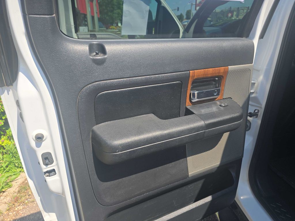 2004 Ford F-150 Image 30