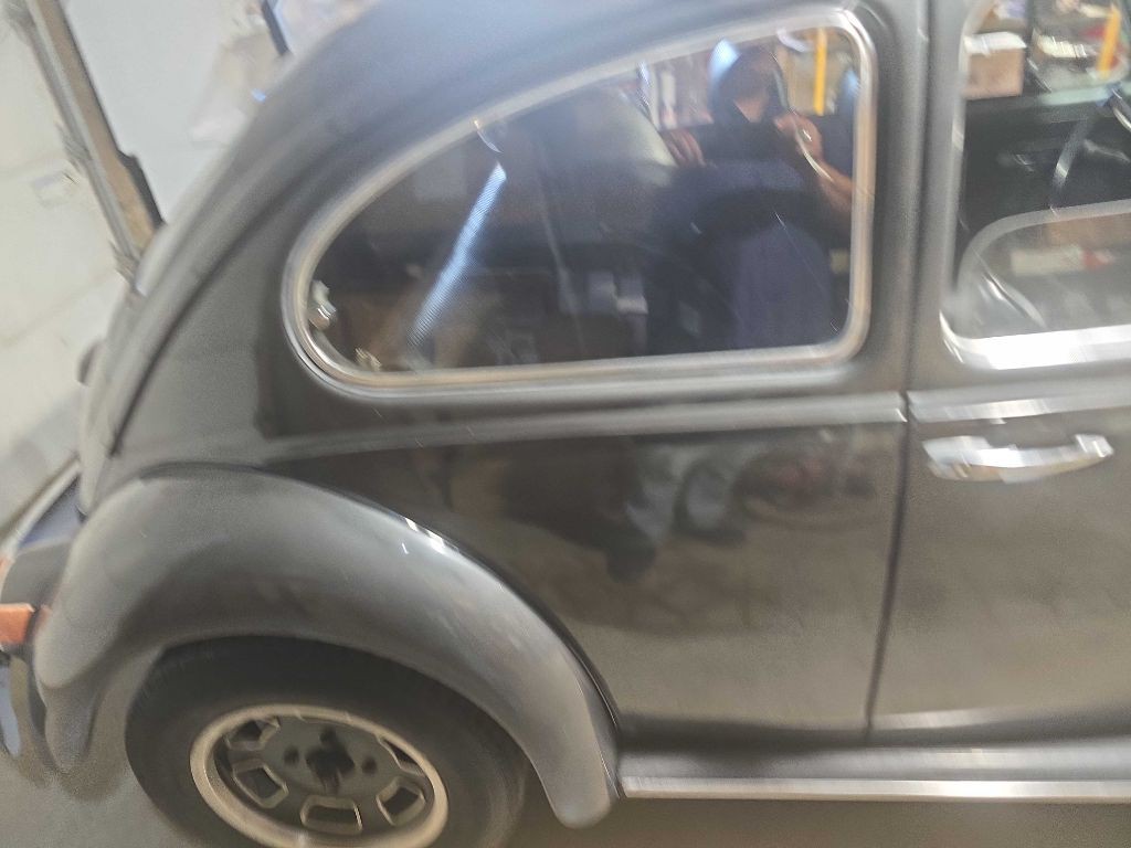 1970 Volkswagen Beetle Image 9
