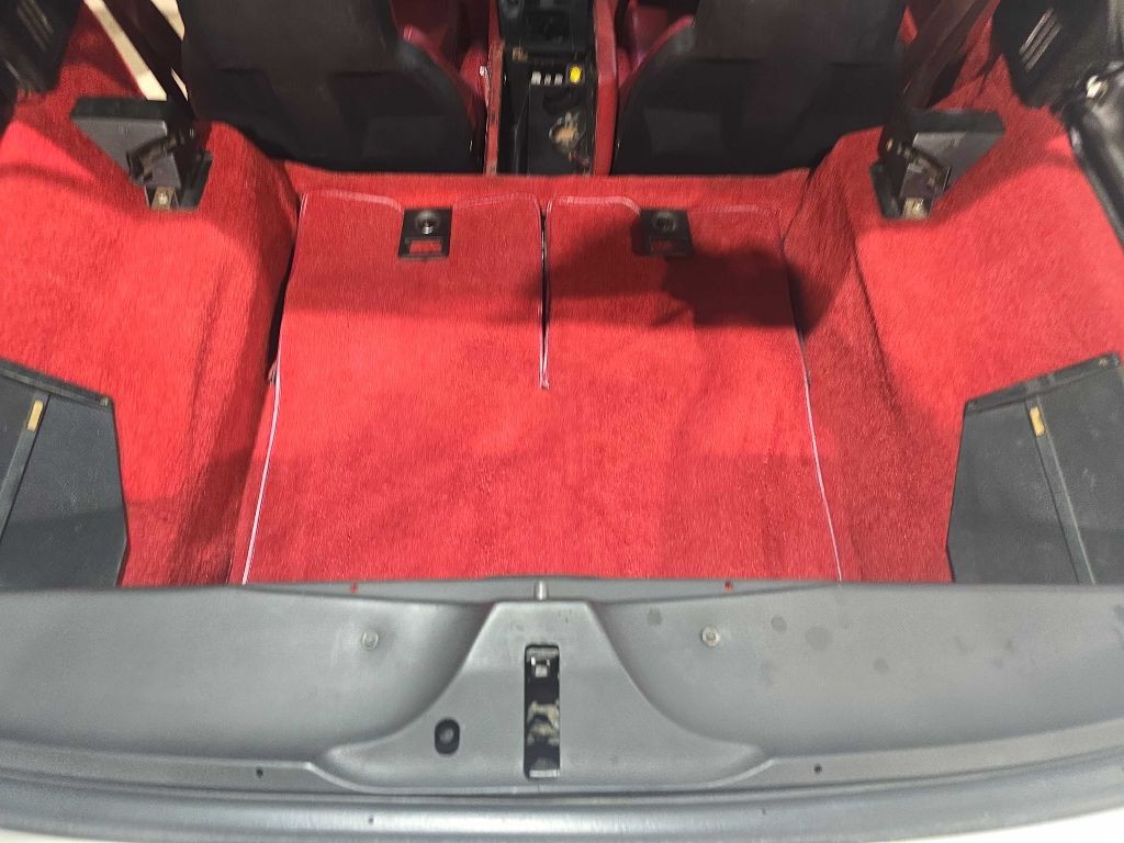 1985 Chevrolet Corvette Image 18