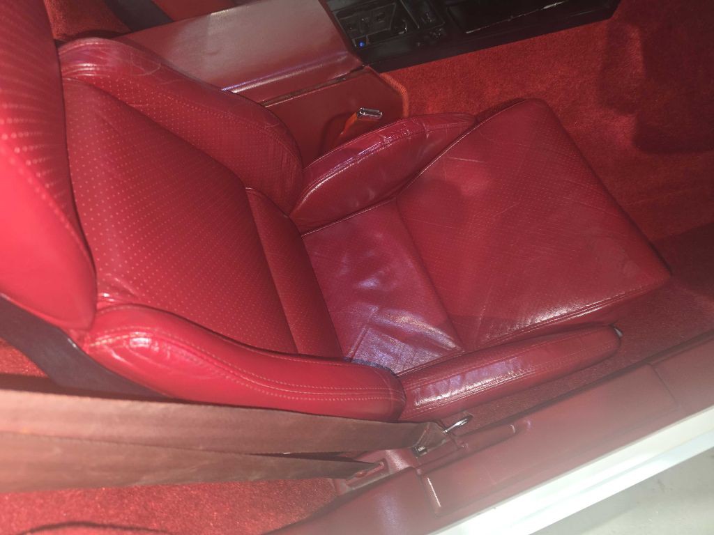 1985 Chevrolet Corvette Image 21