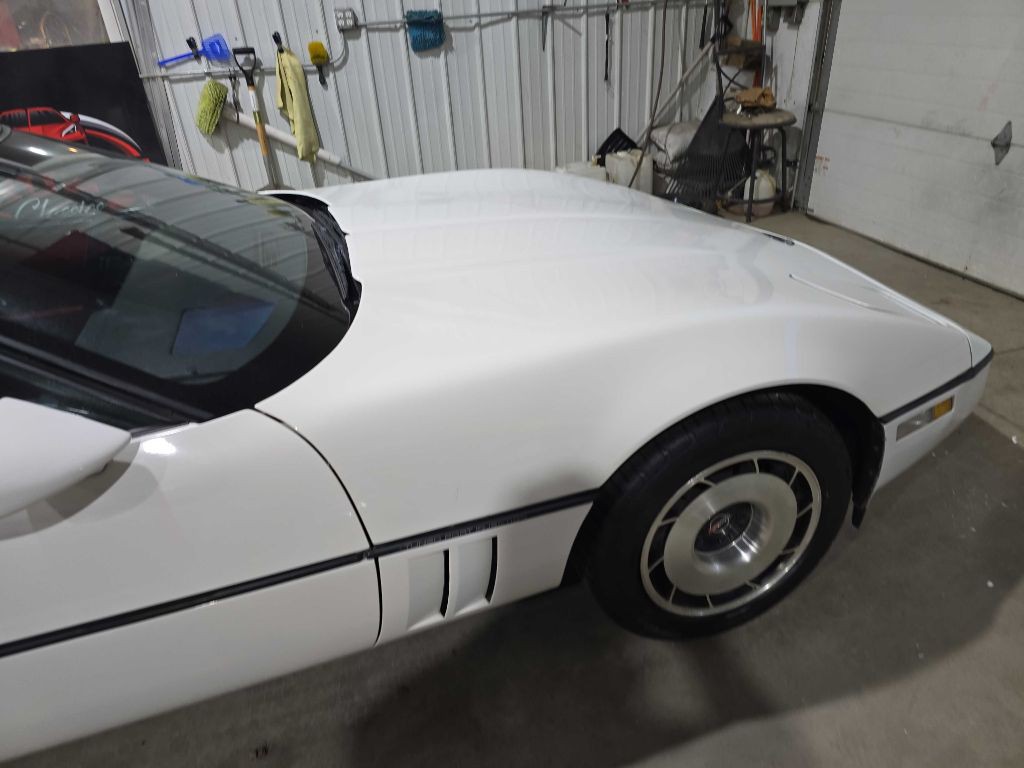 1985 Chevrolet Corvette Image 27