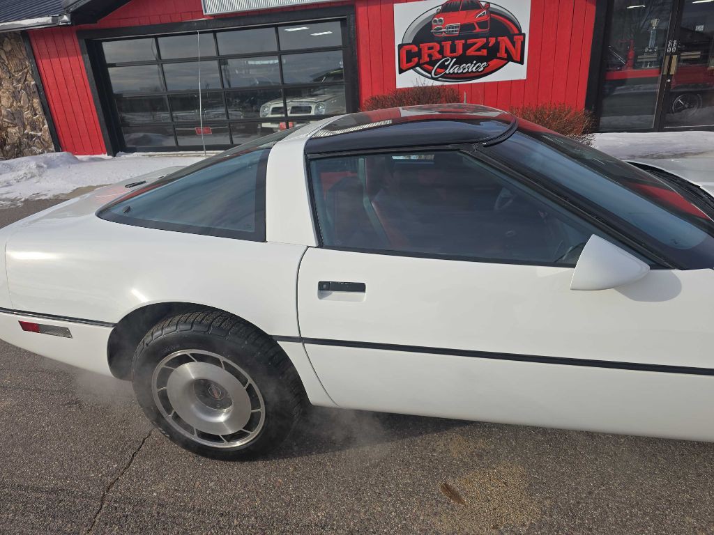 1985 Chevrolet Corvette Image 8