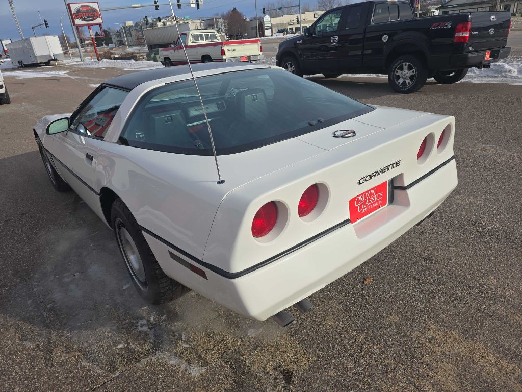 1985 Chevrolet Corvette Image 36
