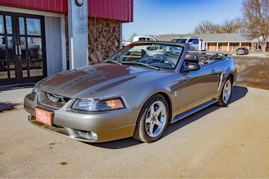 2001 Ford Mustang Image 3