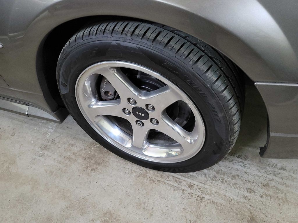 2001 Ford Mustang Image 13