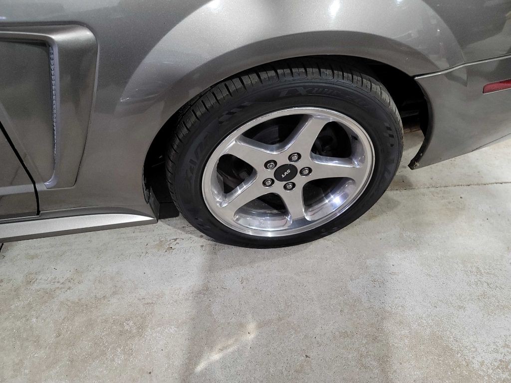 2001 Ford Mustang Image 14