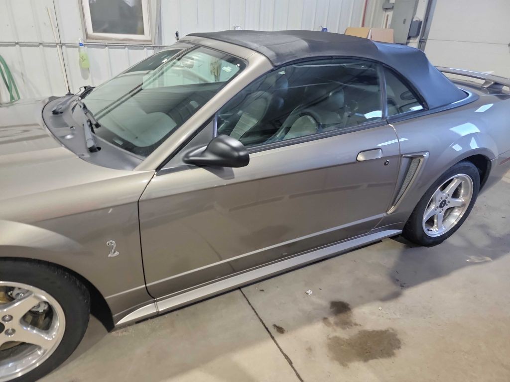 2001 Ford Mustang Image 23