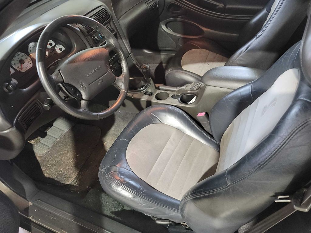 2001 Ford Mustang Image 32