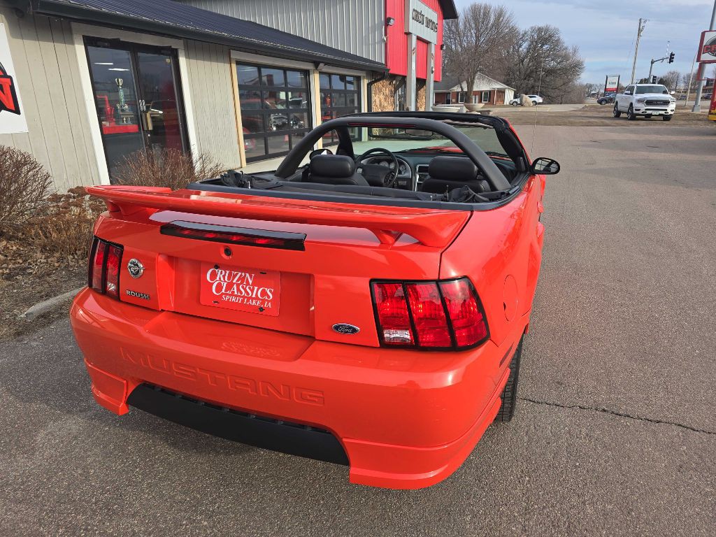 2004 Ford Mustang Image 11