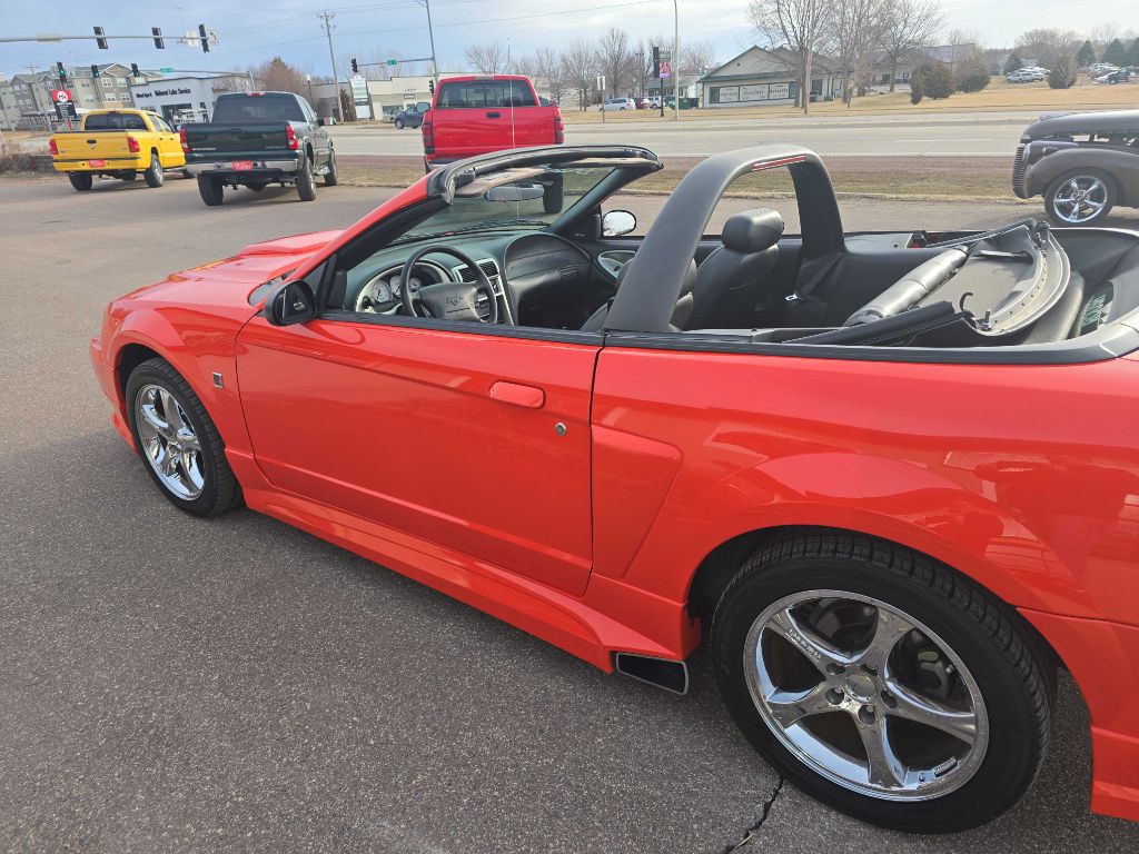 2004 Ford Mustang Image 19
