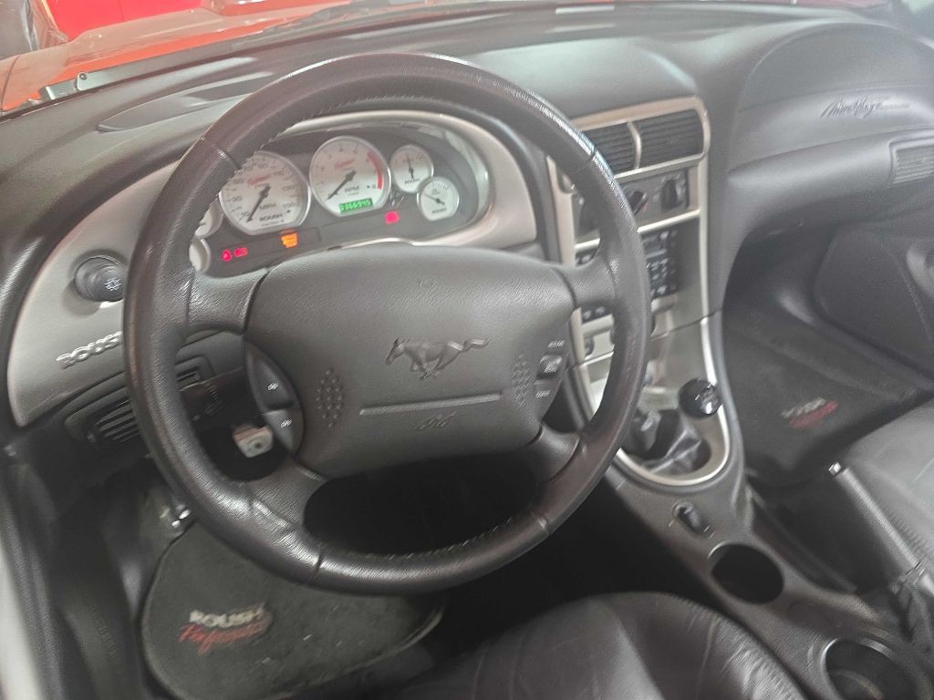 2004 Ford Mustang Image 21