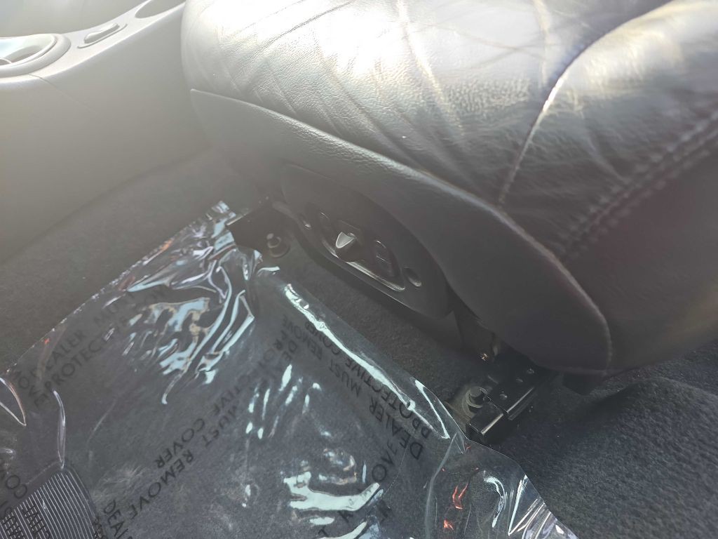 2004 Ford Mustang Image 42