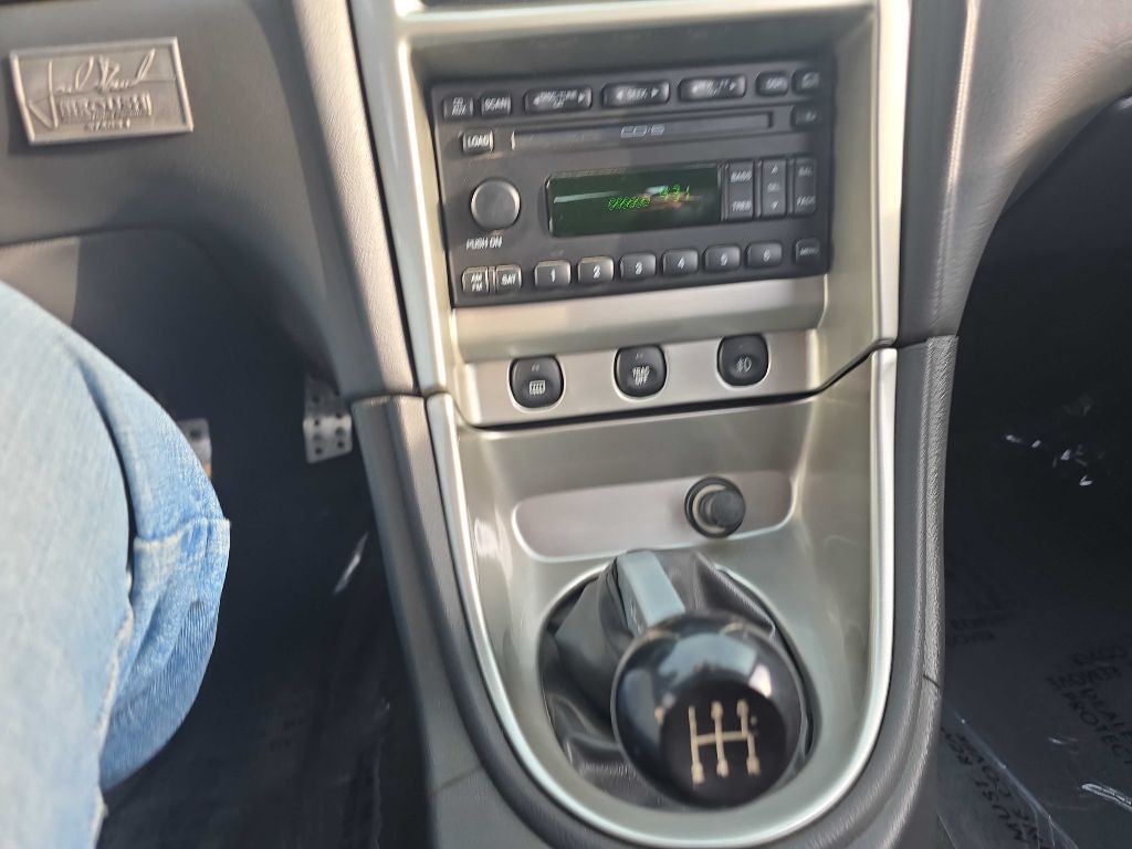 2004 Ford Mustang Image 56