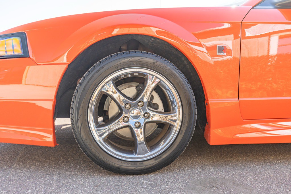 2004 Ford Mustang Image 92