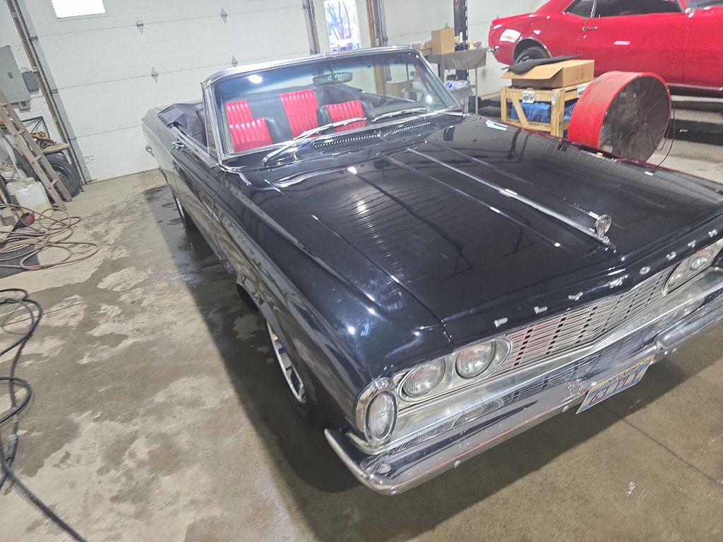 1963 Plymouth Sport Fury Image 2