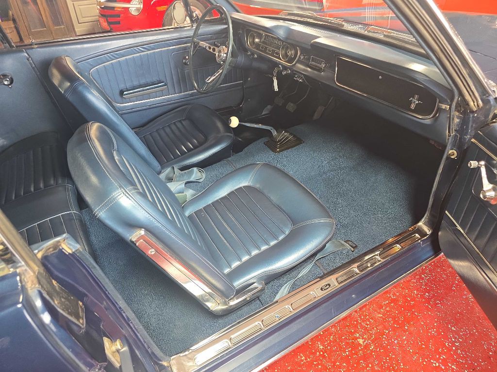 1965 Ford Mustang Image 25