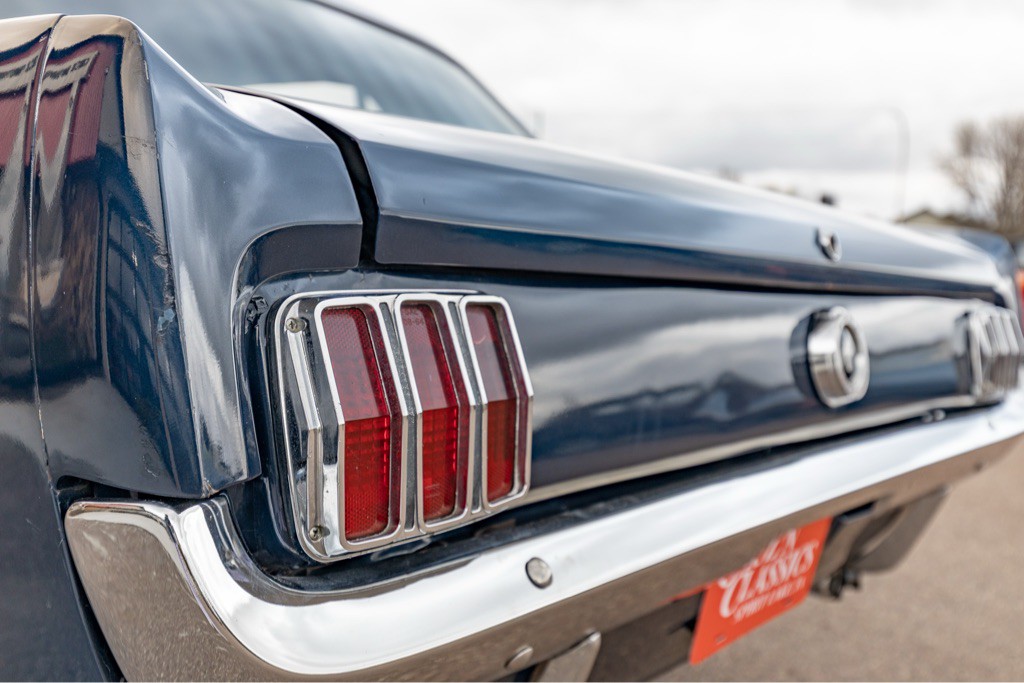 1965 Ford Mustang Image 35