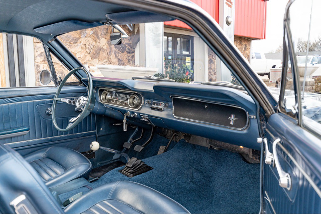 1965 Ford Mustang Image 39