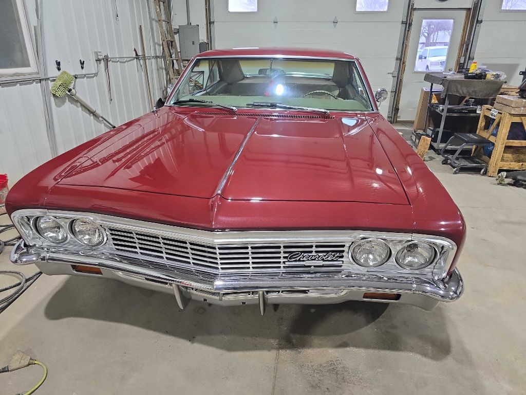 1966 Chevrolet Impala Image 3