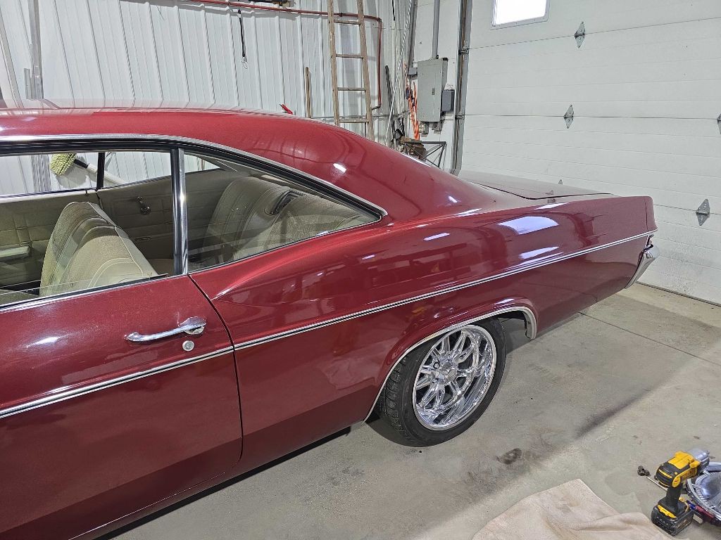 1966 Chevrolet Impala Image 7