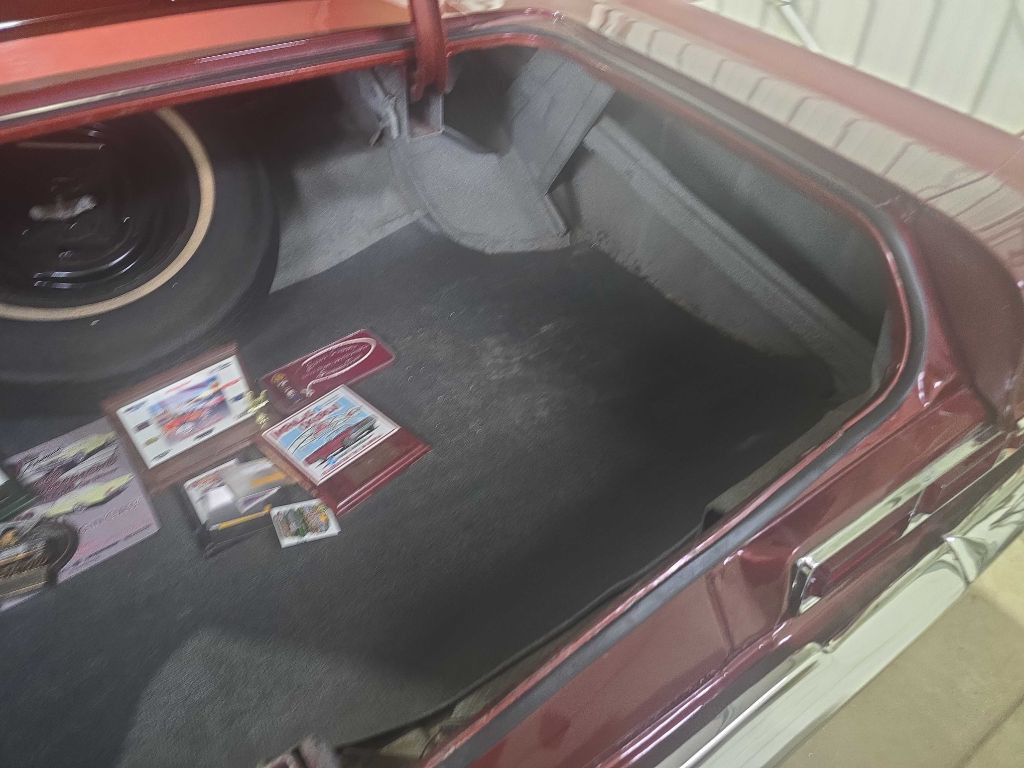 1966 Chevrolet Impala Image 19