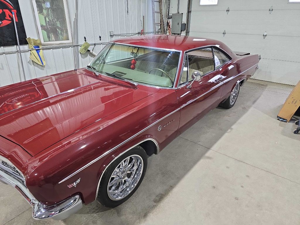 1966 Chevrolet Impala Image 30