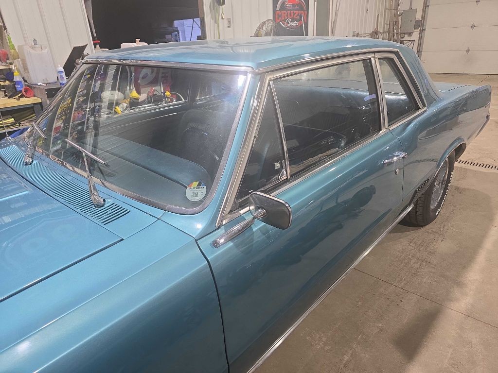 1964 Pontiac Lemans Image 4