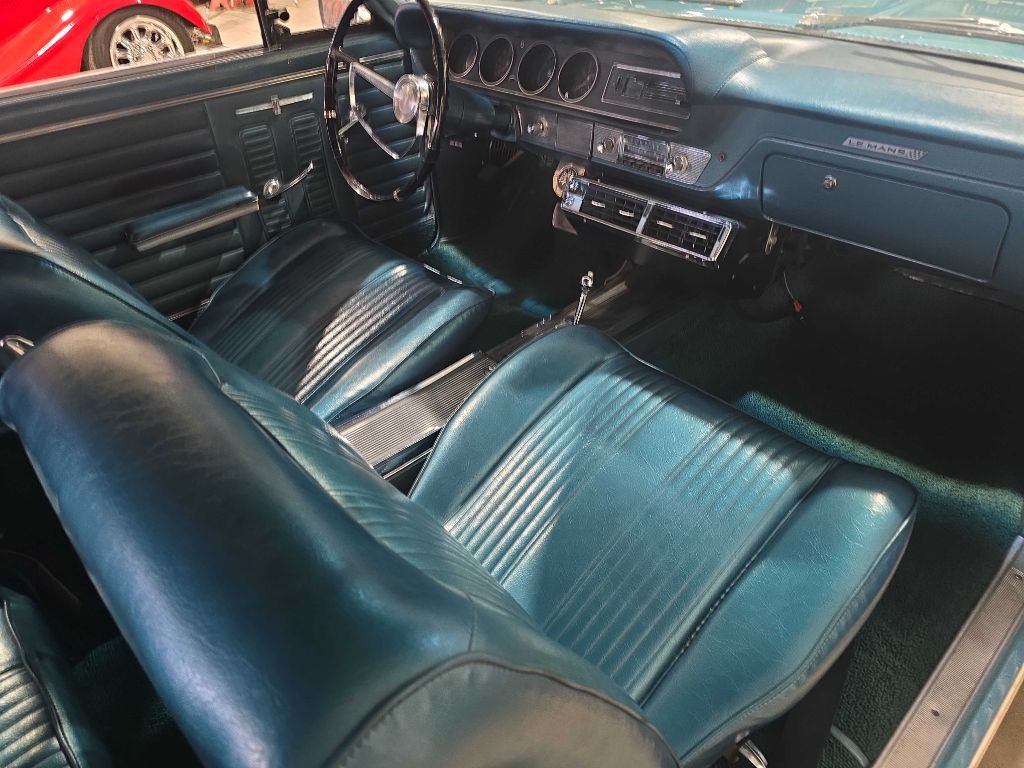 1964 Pontiac Lemans Image 20