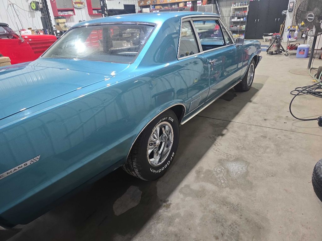 1964 Pontiac Lemans Image 22