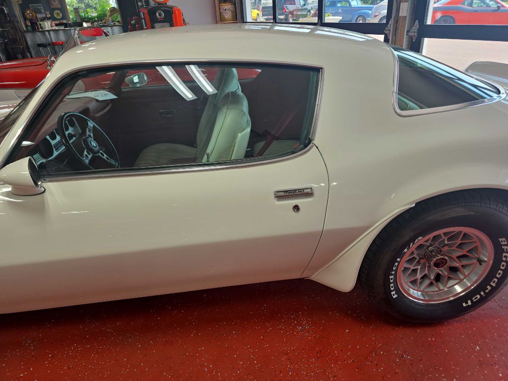 1976 Pontiac Firebird Image 13
