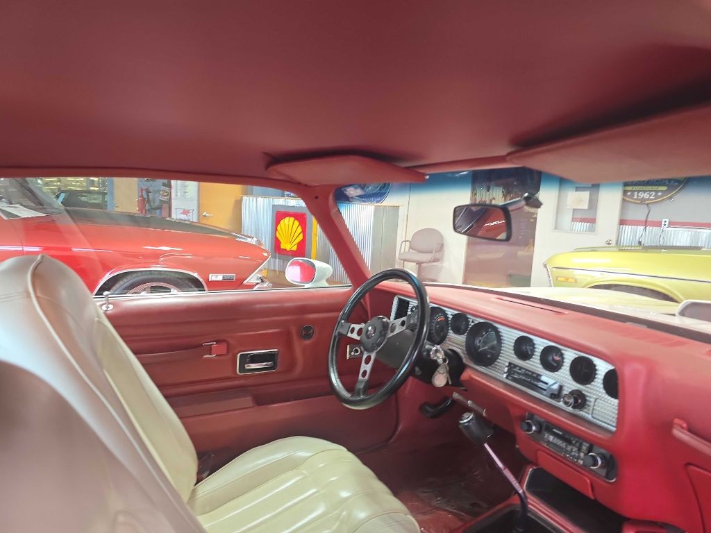 1976 Pontiac Firebird Image 34