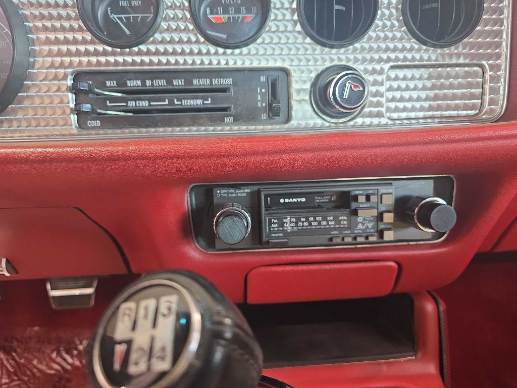 1976 Pontiac Firebird Image 45