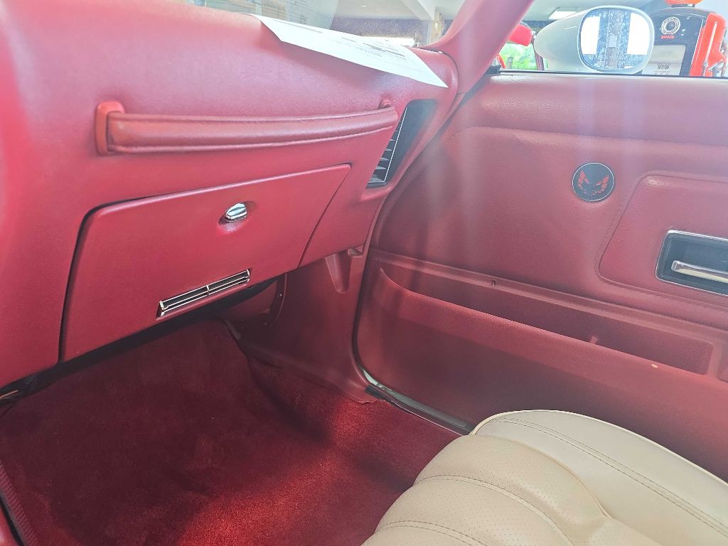 1976 Pontiac Firebird Image 46