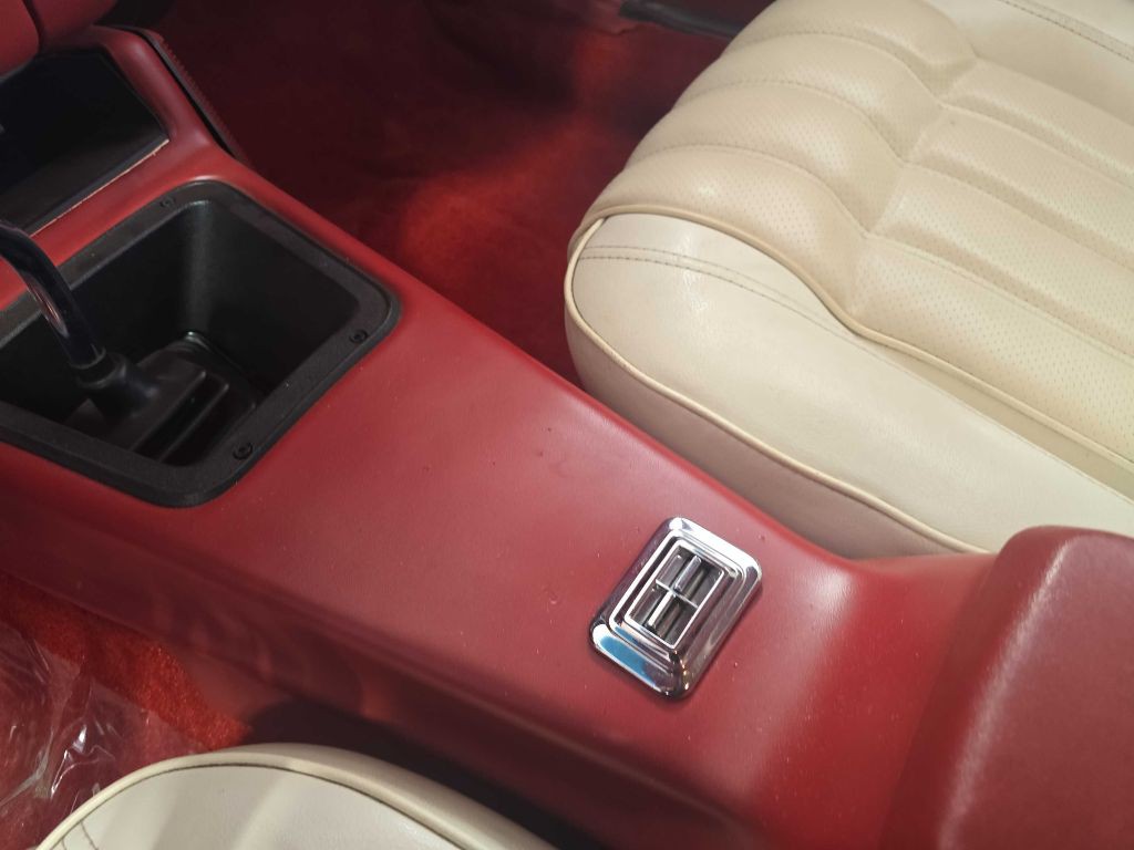 1976 Pontiac Firebird Image 48