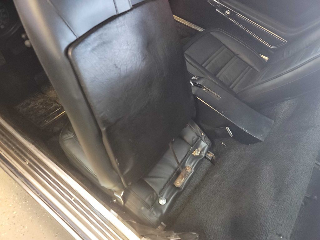 1975 Chevrolet Corvette Image 8