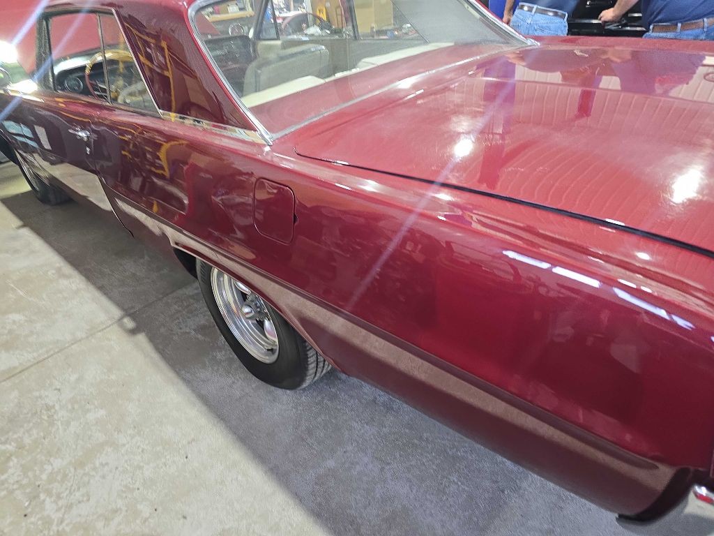 1964 Pontiac Grand Prix Image 6
