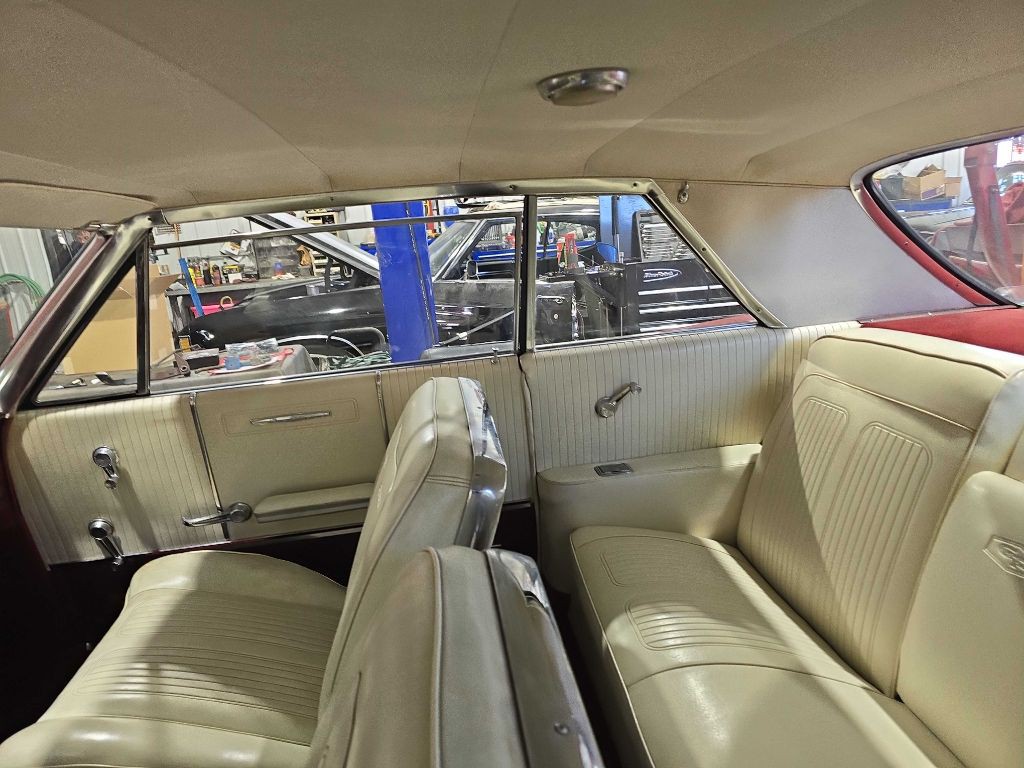 1964 Pontiac Grand Prix Image 19