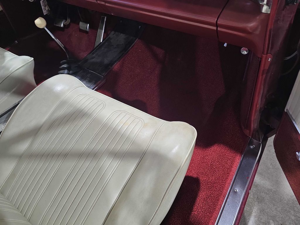 1964 Pontiac Grand Prix Image 22