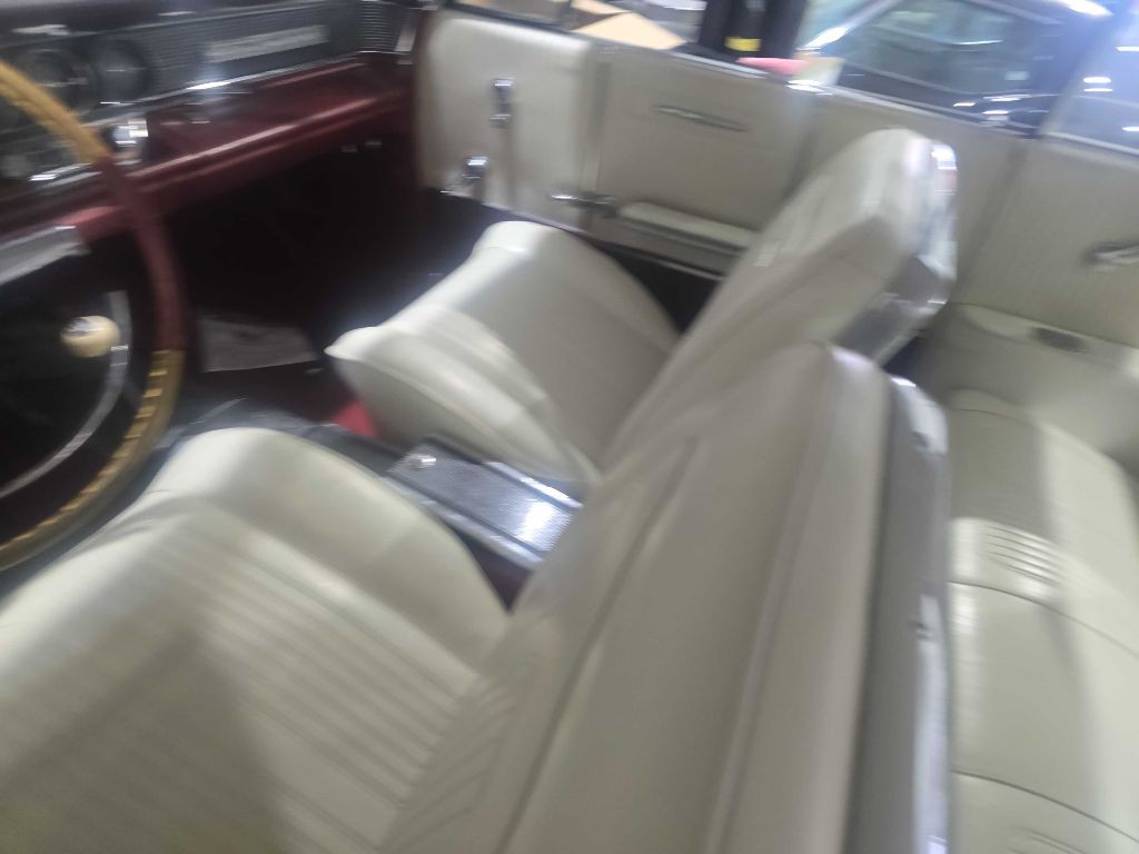 1964 Pontiac Grand Prix Image 33