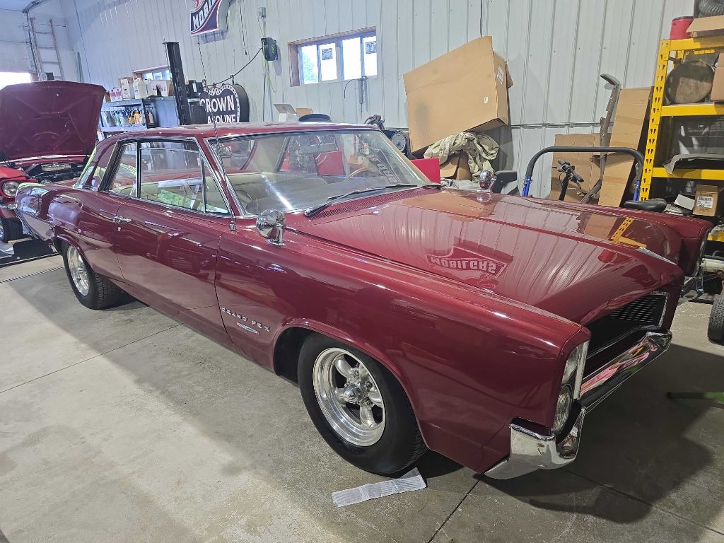 1964 Pontiac Grand Prix Image 47