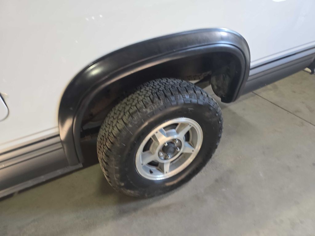 1989 Dodge Dakota Image 14