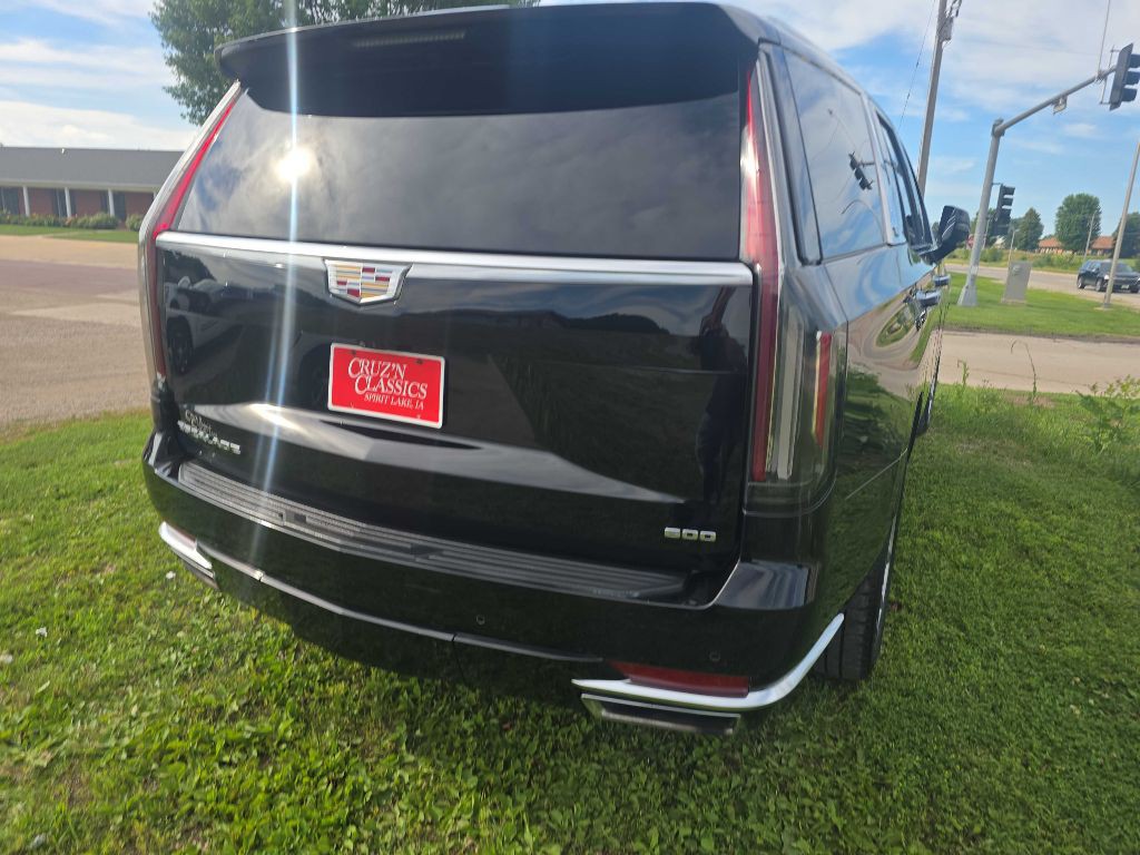 2021 Cadillac Escalade Image 8