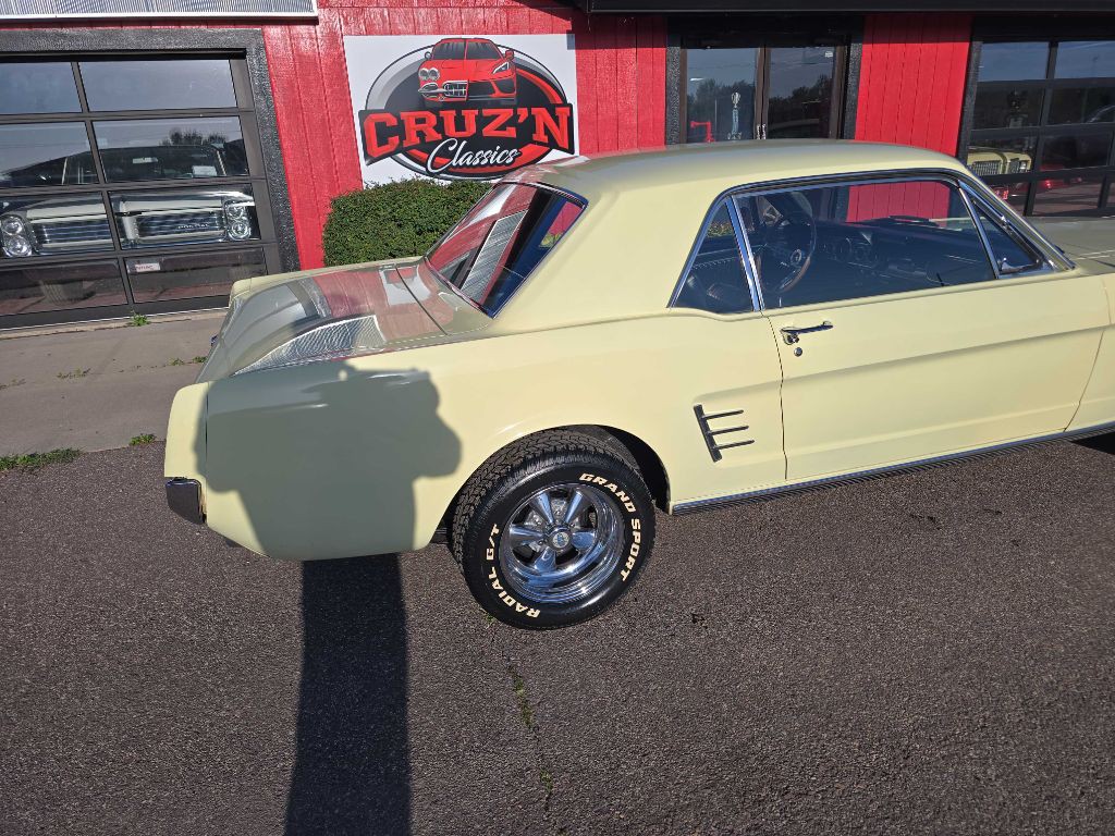 1966 Ford Mustang Image 34